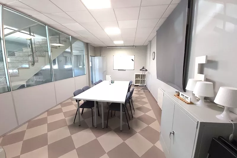 Imagen de sala de reuniones disponible para alquiler en Valladolid Imagen de sala de reuniones disponible para alquiler en Valladolid